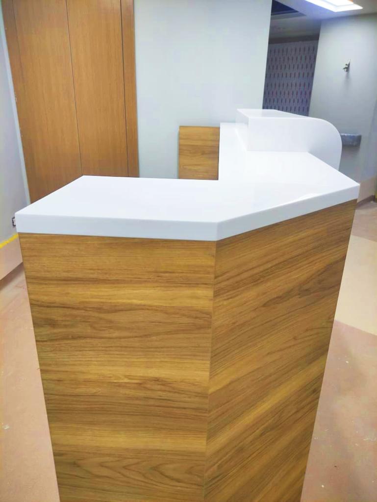 uploads/reception-desk-cleopatra-hospital-group9_ab25b8f9b777c10af663ecf949111007.jpg